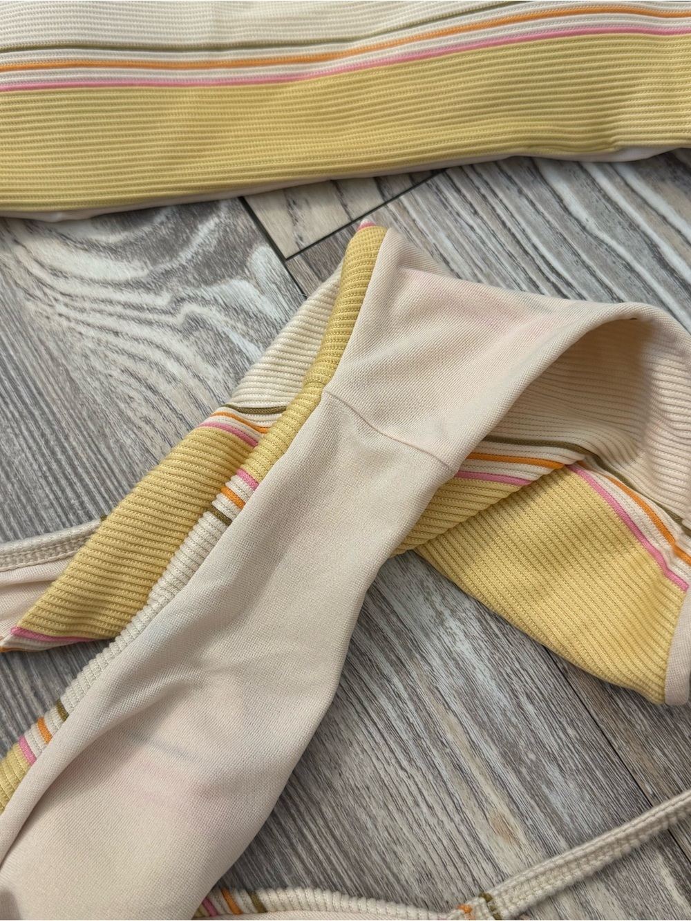 Billabong Yellow and Cream Striped Ribbed Bikini - Picture 2 of 4